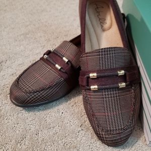 Womens Loafers NIB